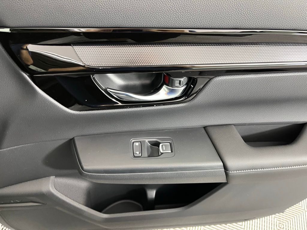 2025 Honda CR-V EX-L 11