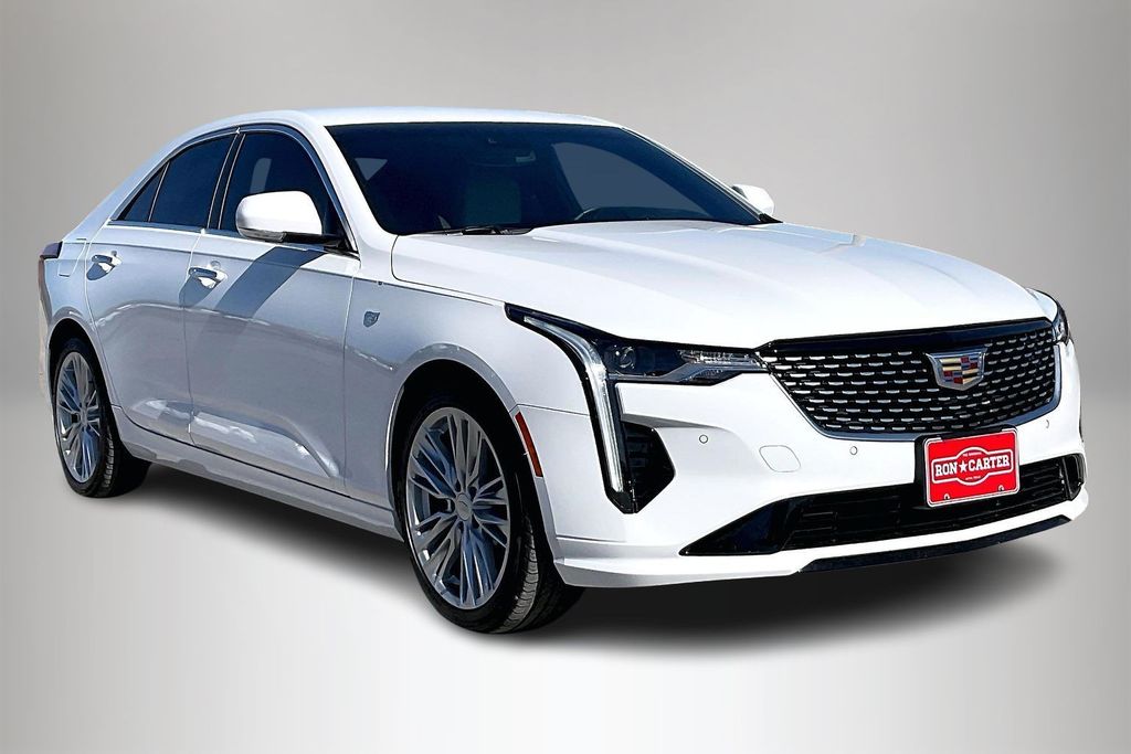 2025 Cadillac CT4 Premium Luxury RWD