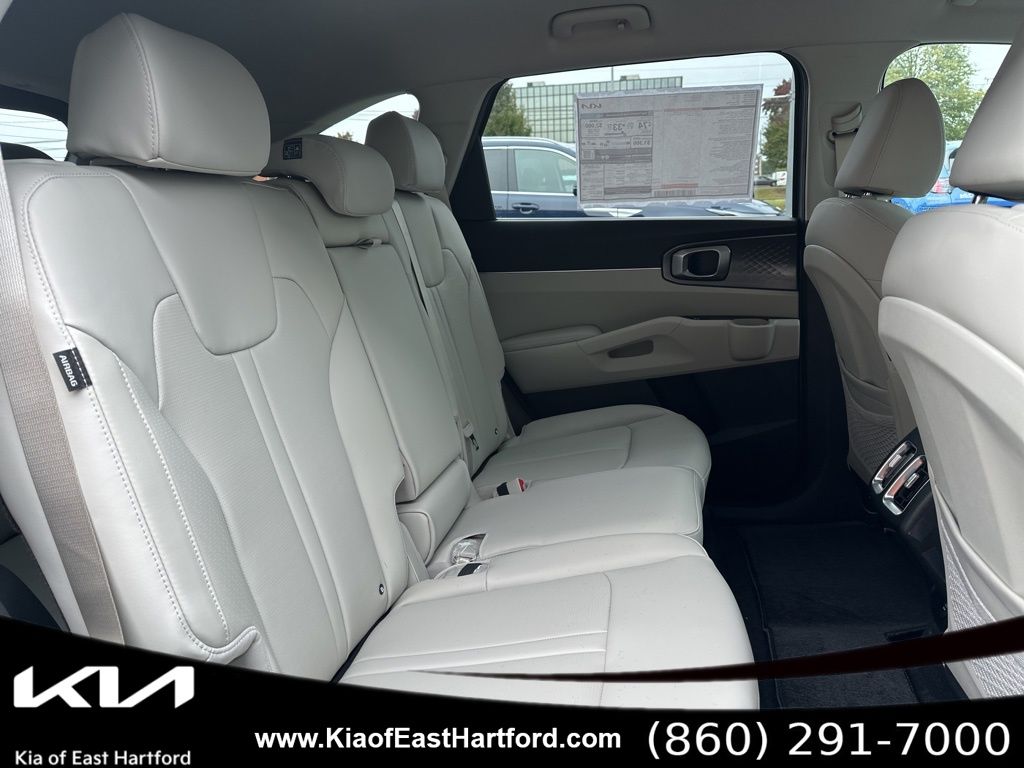 2026 Kia Sorento EX PHEV - Photo 16