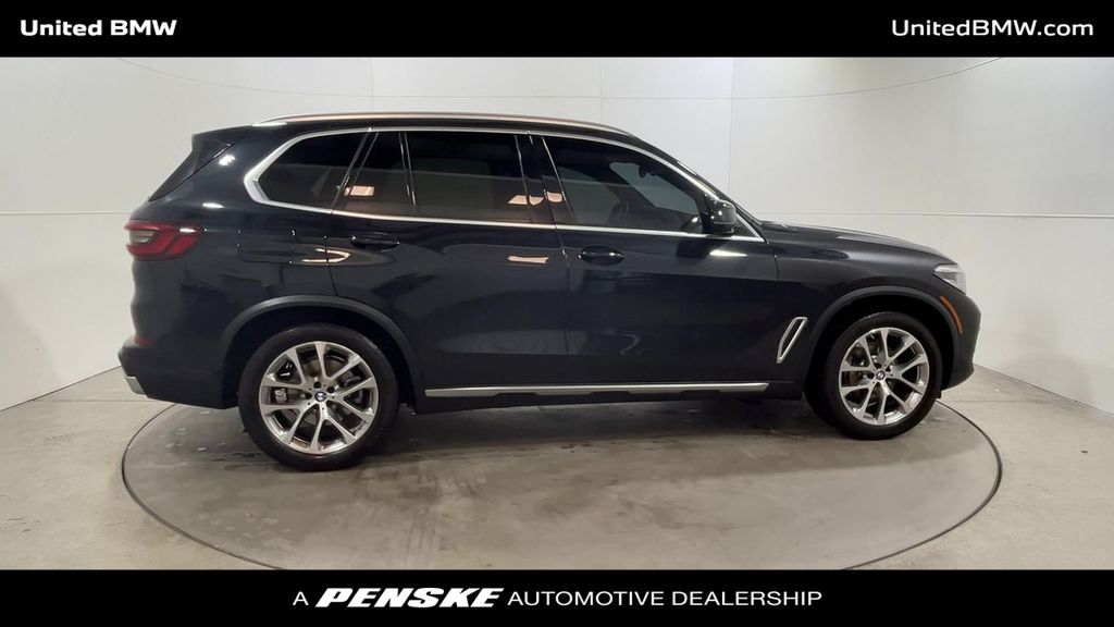 2021 BMW X5 xDrive40i 9