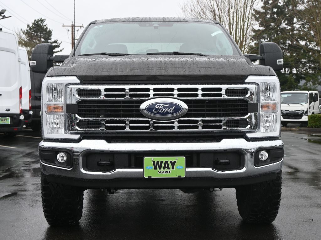 2025 Ford F-350 Super Duty XLT