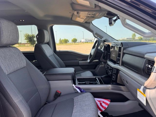 2026 Ford F-350 Super Duty XLT