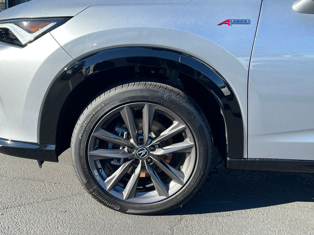 Thumbnail: 2025 Acura ADX - 5