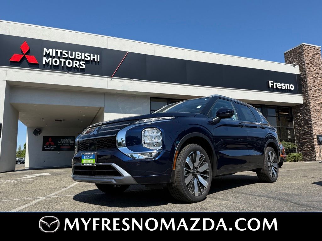 Blue 2026 Mitsubishi Outlander SUV / Crossover Front-Wheel Drive Continuously Variable Transmission