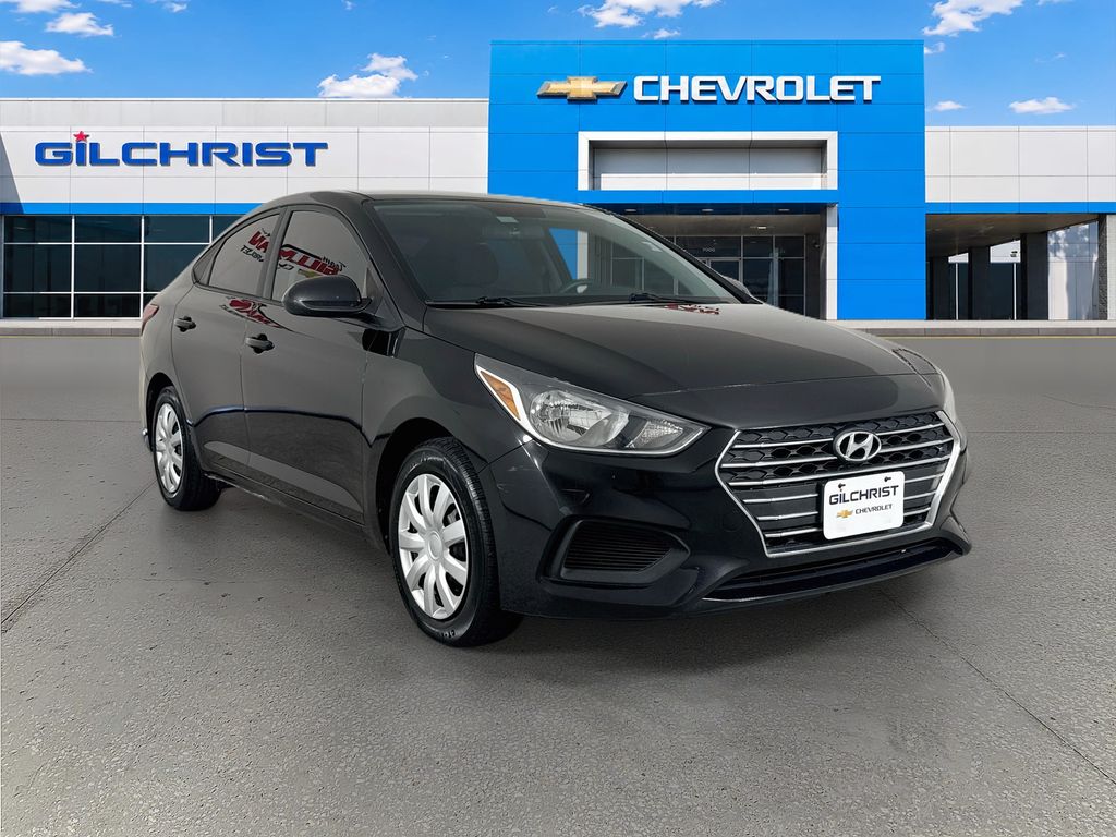 Absolute Black Pearl 2022 Hyundai Accent Sedan Front-Wheel Drive Continuously Variable Transmission