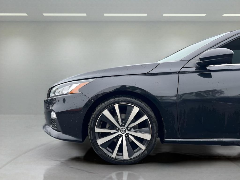 Used 2020 Nissan Altima Sedan