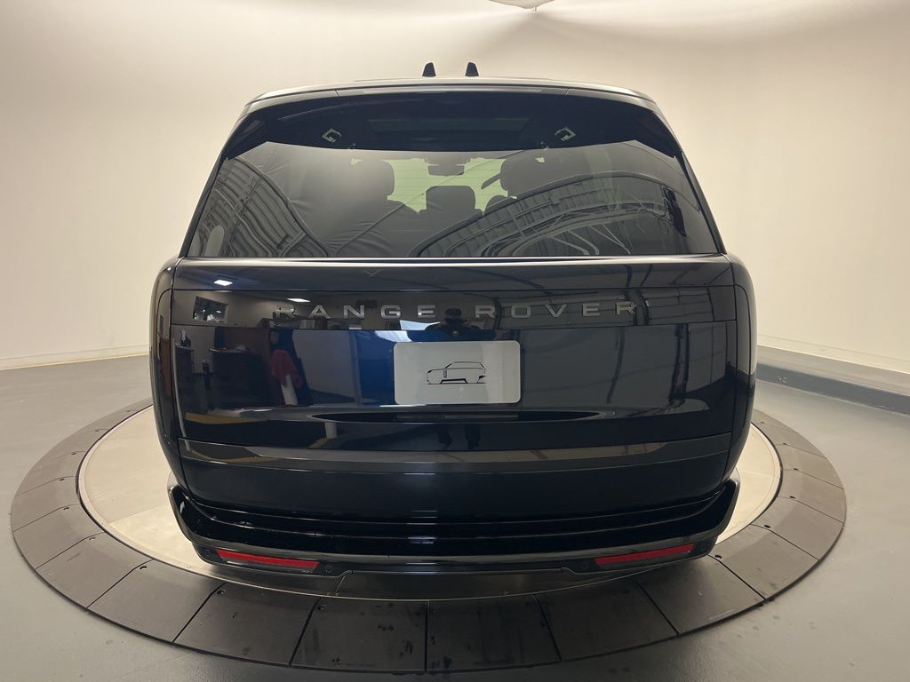Thumbnail: 2026 Land Rover Range Rover - 4