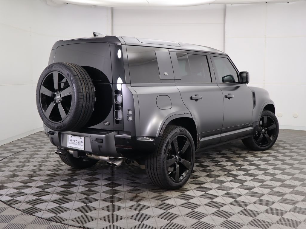 Thumbnail: 2023 Land Rover Defender - 5