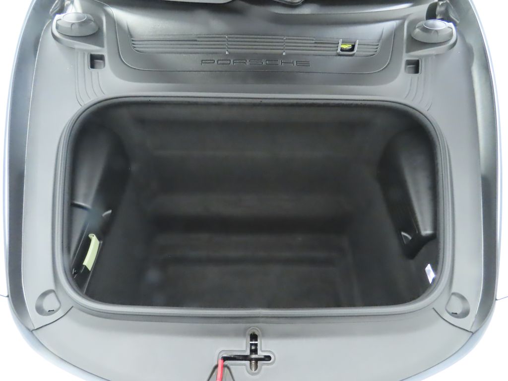 Thumbnail: 2016 Porsche Cayman - 26