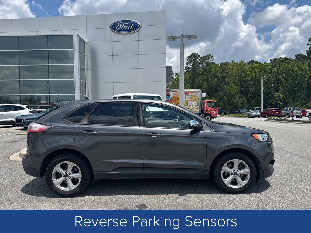 2020 Ford Edge SE
