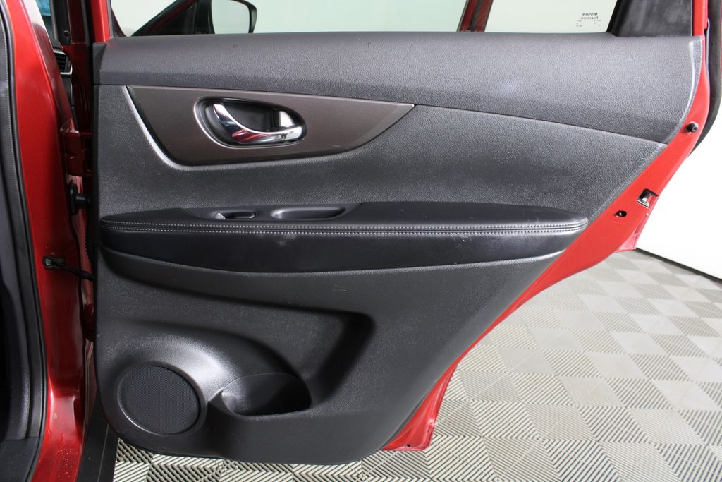 Used 2014 Nissan Rogue for sale in 