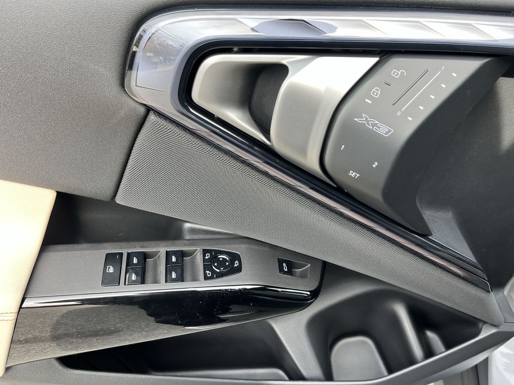 Thumbnail: 2026 BMW X3 - 13