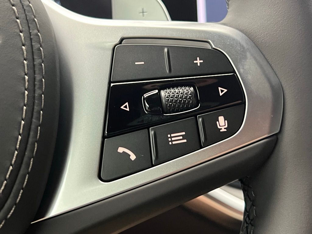 Thumbnail: 2026 BMW X5 - 18