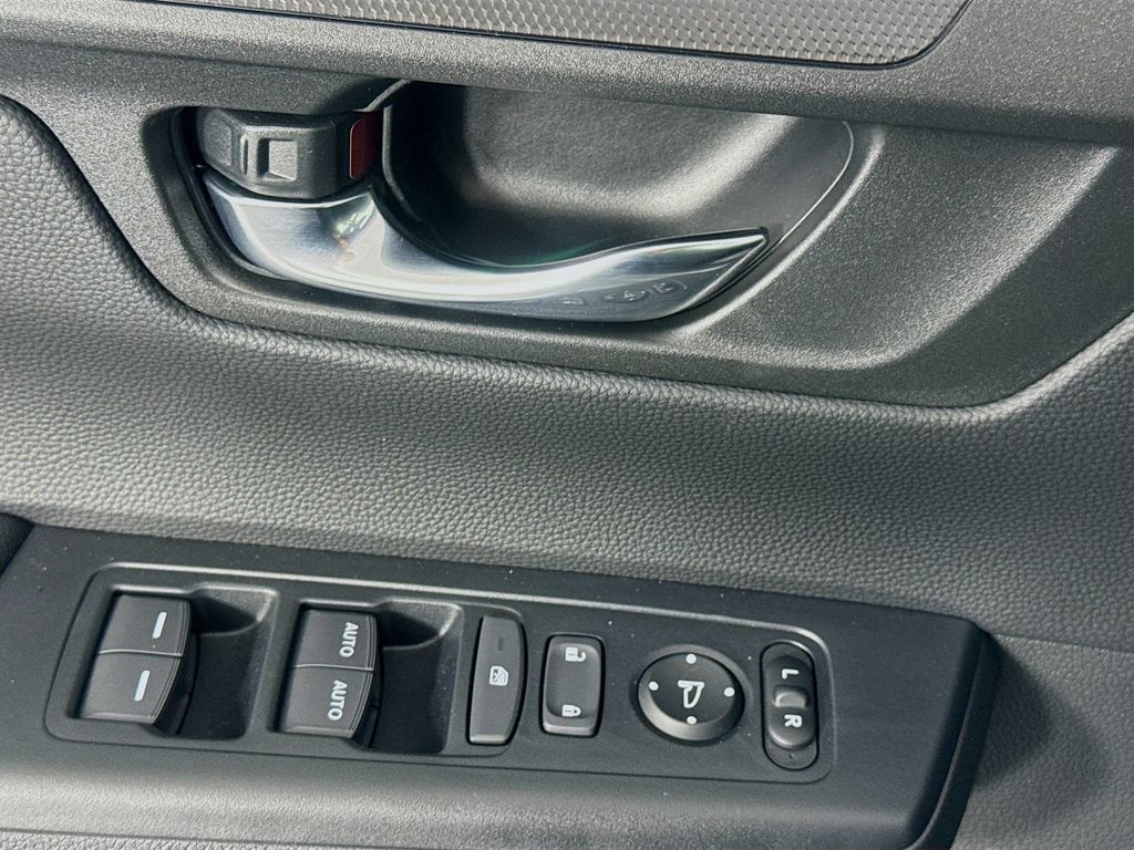 Used Car 2025 Honda Cr-v Hybrid  Sport For Sale Under $35,000 In Austin, Texas