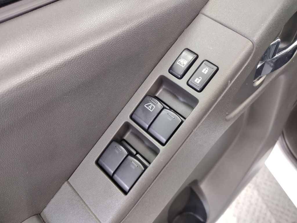 2017 Nissan Frontier PRO-4X