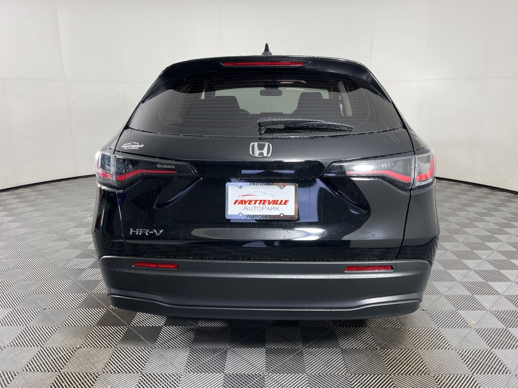 Thumbnail: 2023 Honda HR-V - 4