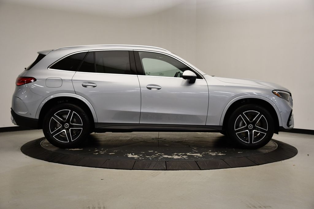 Thumbnail: 2025 Mercedes-Benz GLC - 6