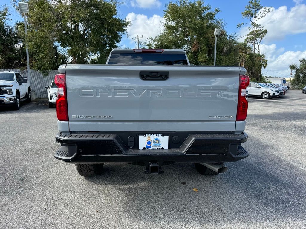 2025 Chevrolet Silverado 2500HD Custom 7