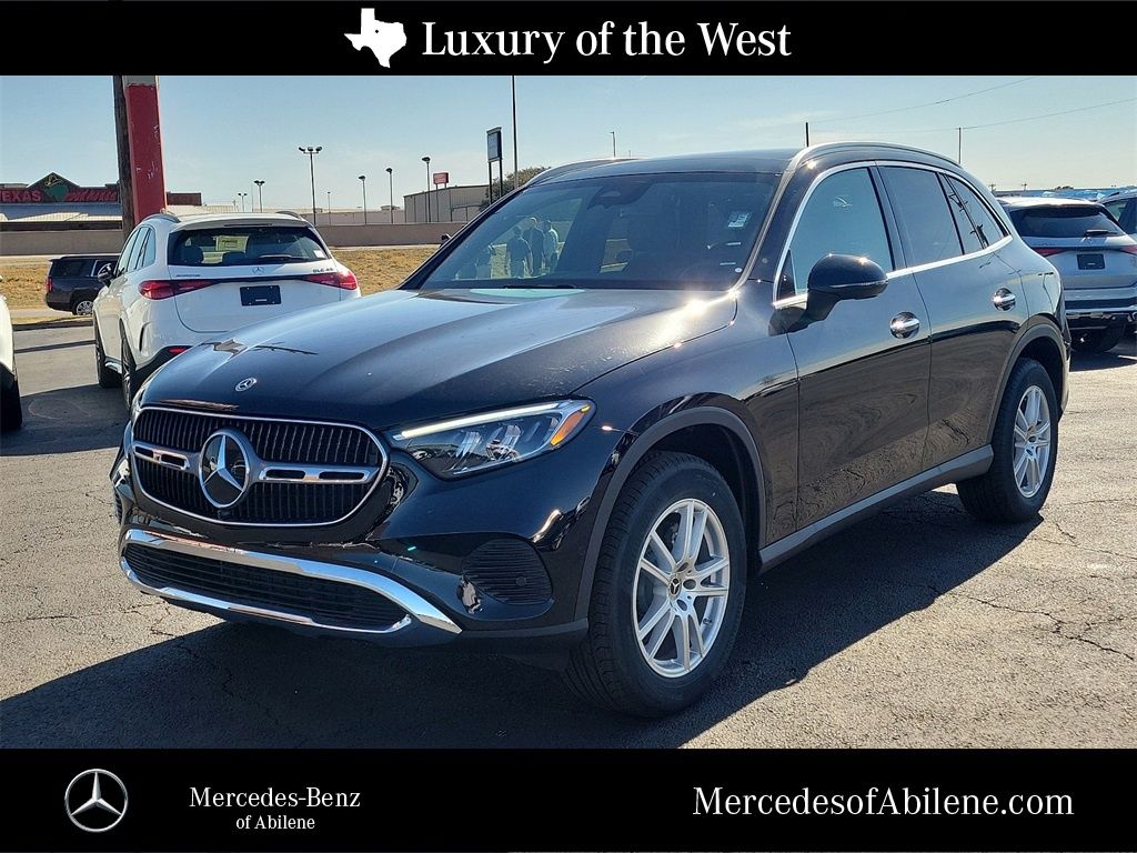 40 2025 Mercedes-Benz GLC 300 RWD SUV / Crossover Rear-Wheel Drive 9-Speed Automatic