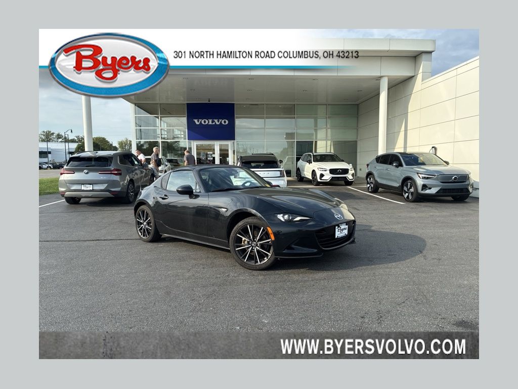 Jet Black Mica 2025 Mazda MX-5 Miata Convertible Rear-Wheel Drive 6-Speed Automatic