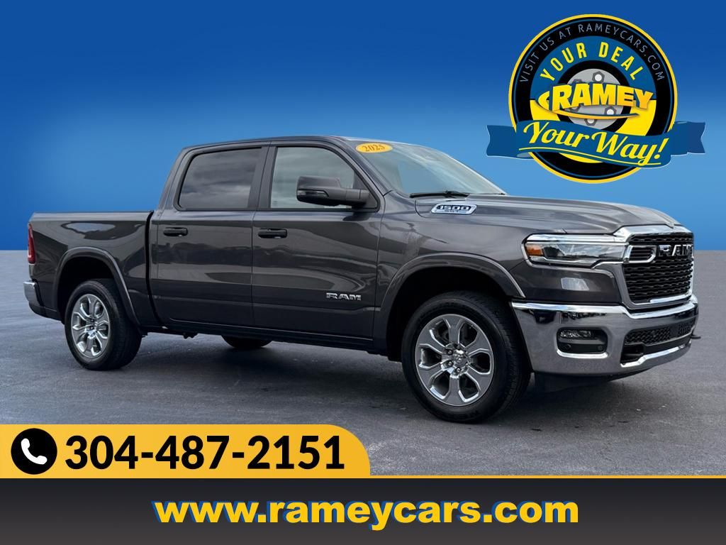 2025 RAM 1500 Big Horn Crew Cab 4WD