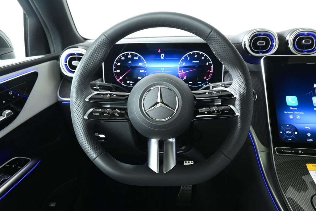 2025 Mercedes-Benz GLC 300 14