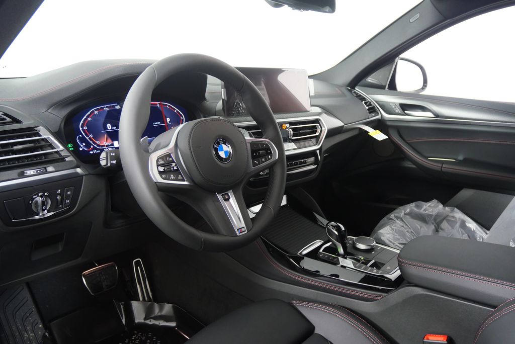 2025 BMW X4 xDrive30i 13