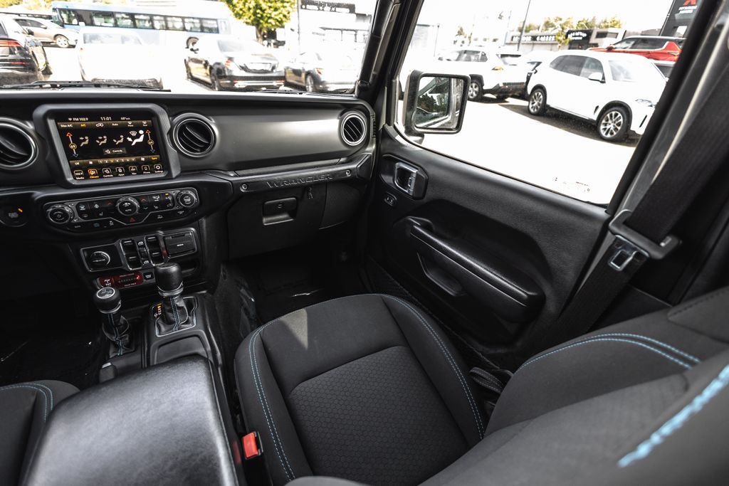 2023 Jeep Wrangler Rubicon 4xe thumbnail 24