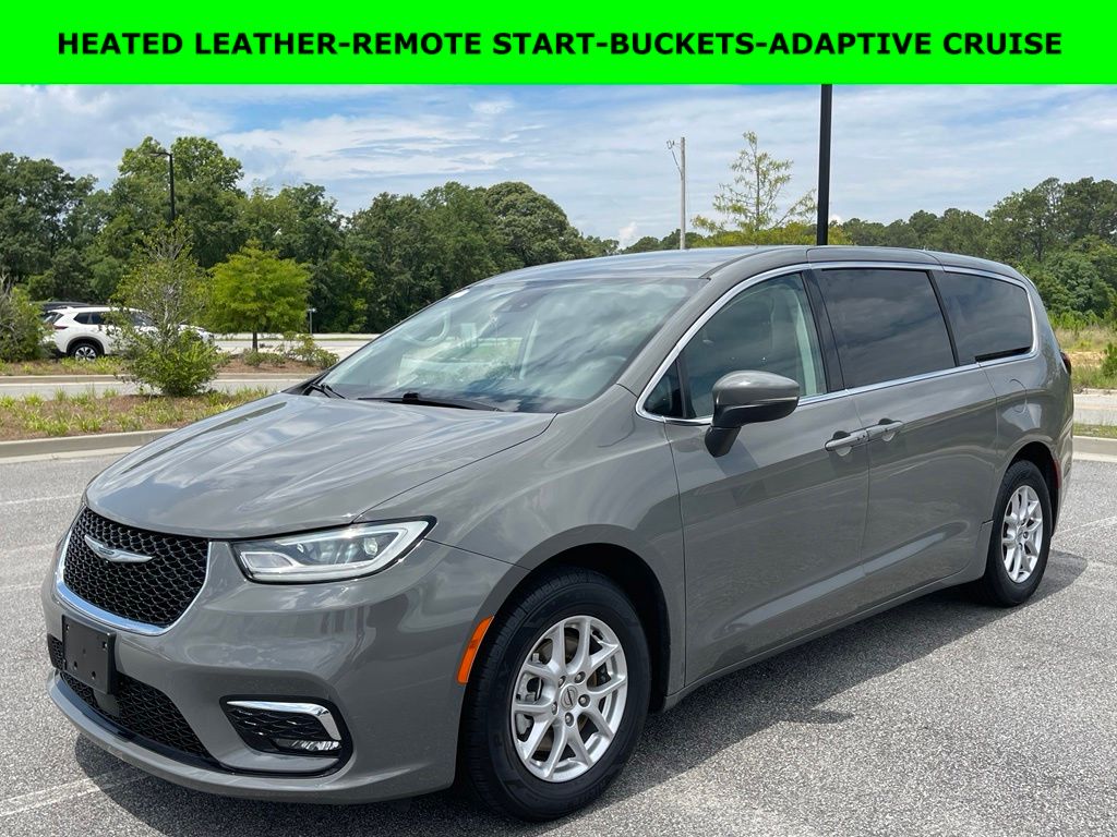 Ceramic Gray Clearcoat 2023 Chrysler Pacifica Touring L FWD Minivan Front-Wheel Drive 9-Speed Automatic