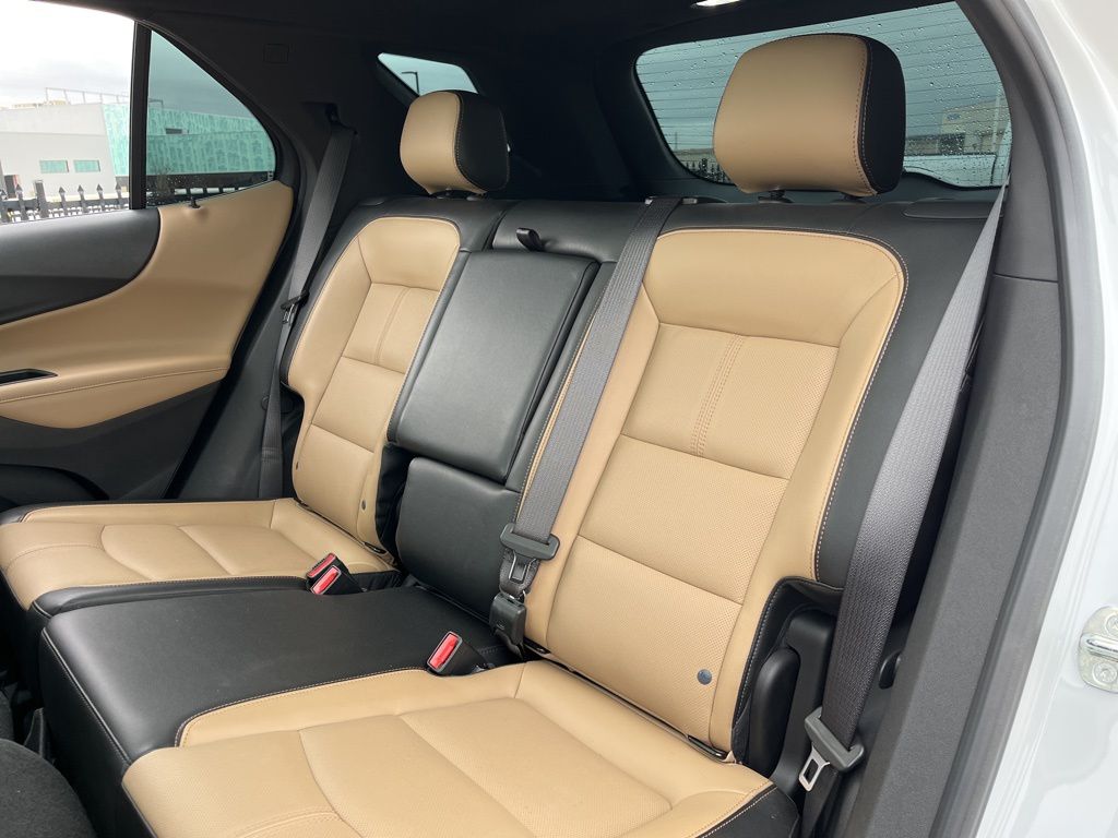 Thumbnail: 2022 Chevrolet Equinox - 26