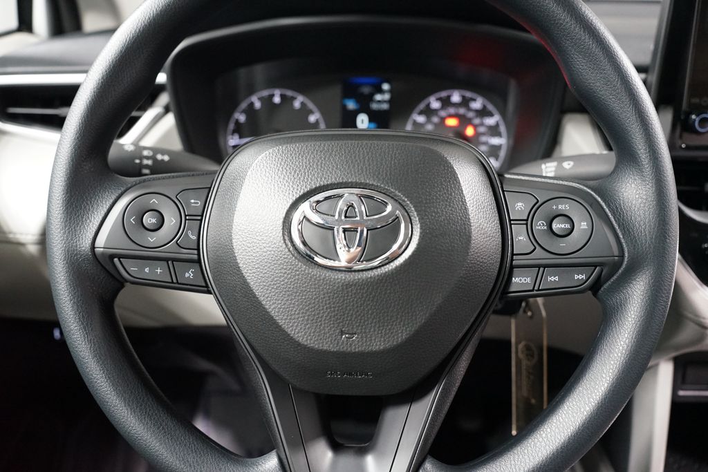 Thumbnail: 2025 Toyota Corolla Cross - 12