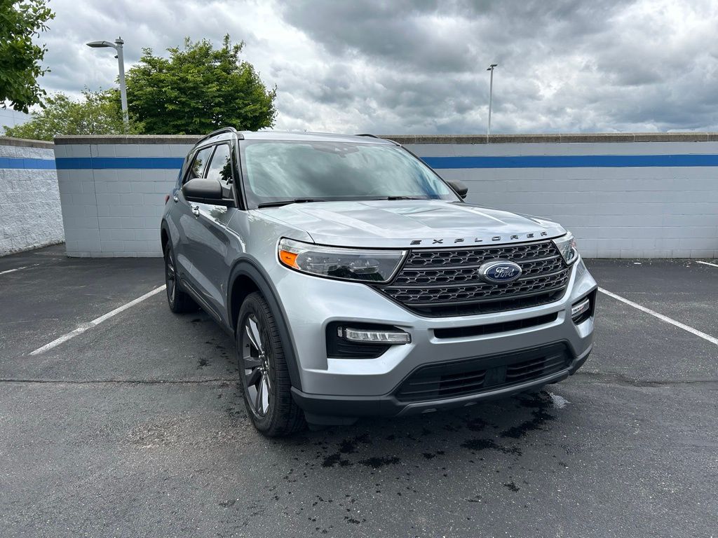 2021 Ford Explorer XLT 7