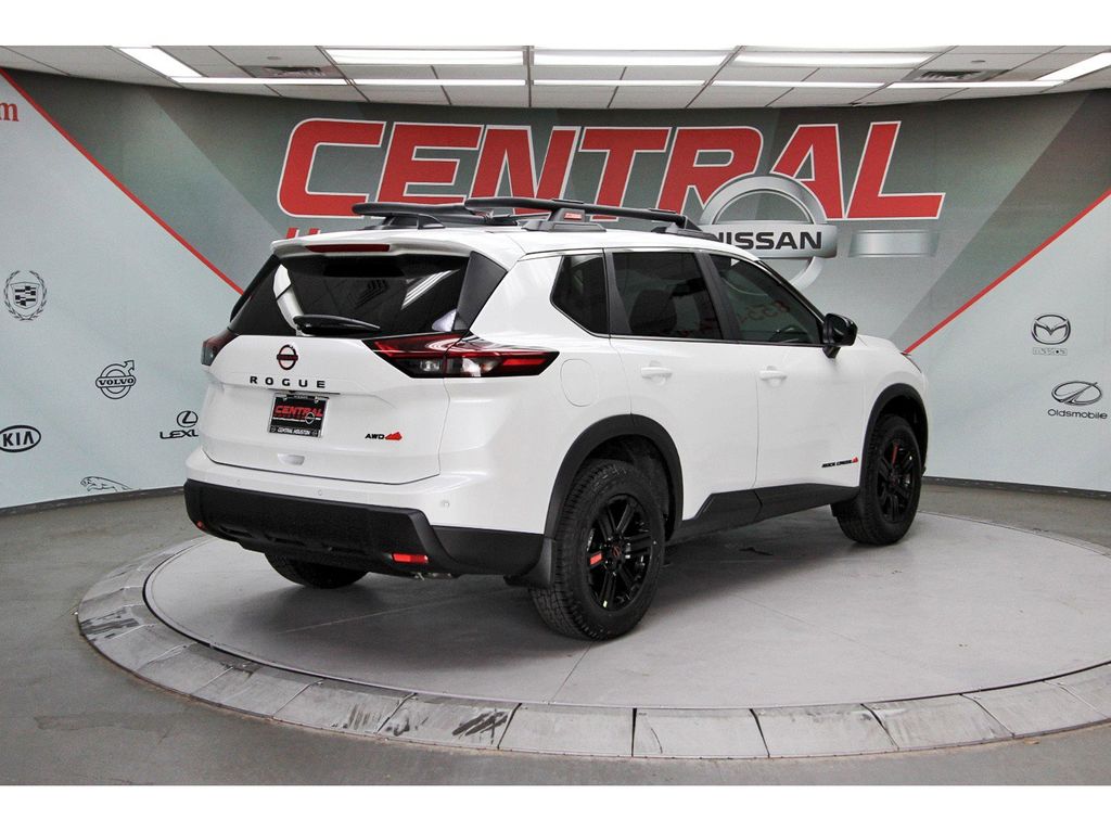 2026 Nissan Rogue Rock Creek - 3