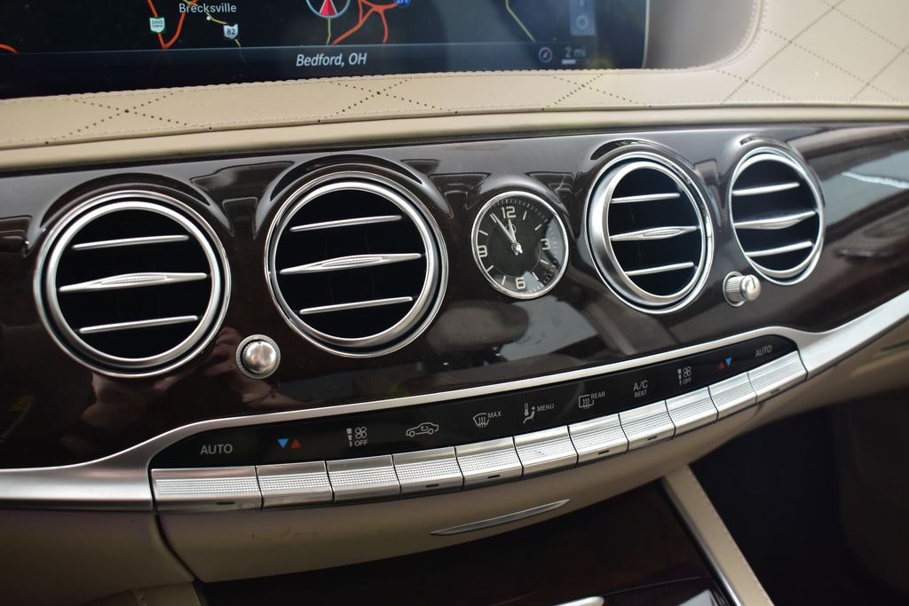 Thumbnail: 2020 Mercedes-Benz S-Class - 24