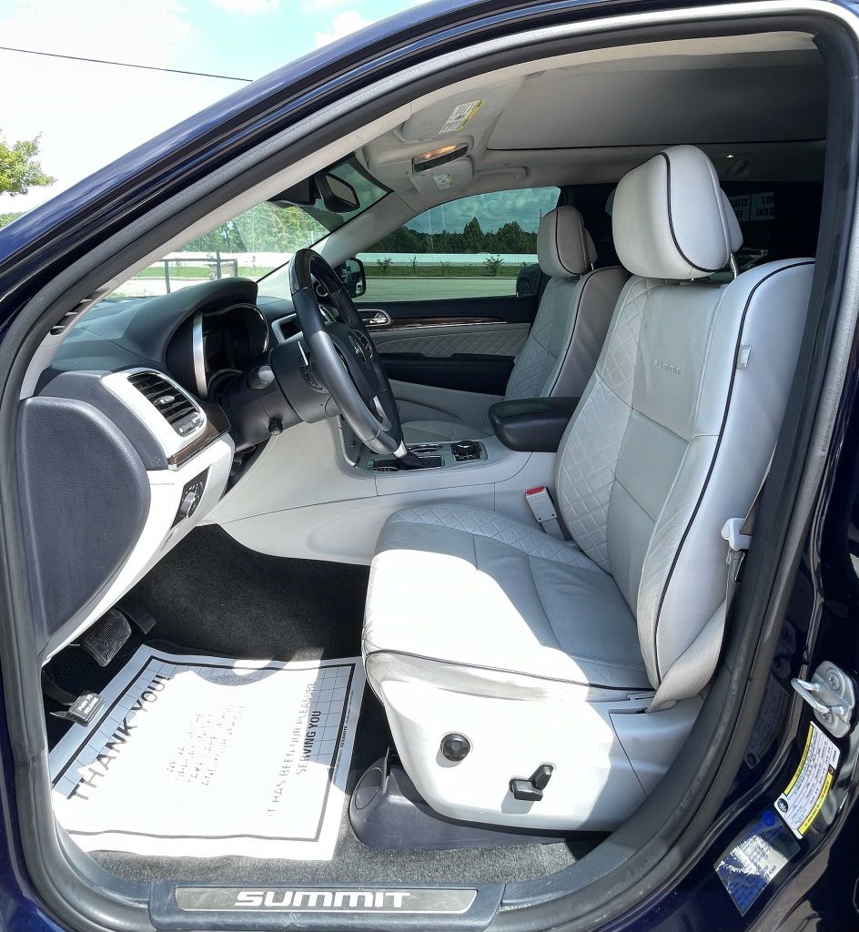 2018 Jeep Grand Cherokee Summit Blue at Bayshore Chrysler Jeep Dodge Ram