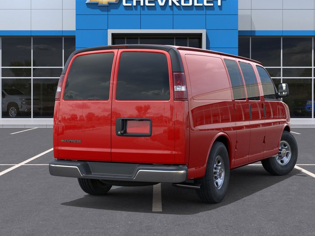 2026 Chevrolet Express 2500 — photo 4