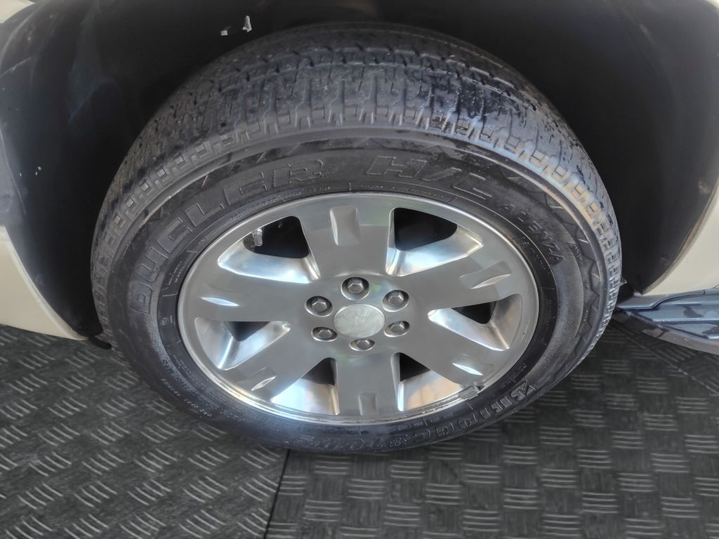 Used Car 2010 Gmc Yukon  Slt For Sale Under $10,000 In Austin, Texas