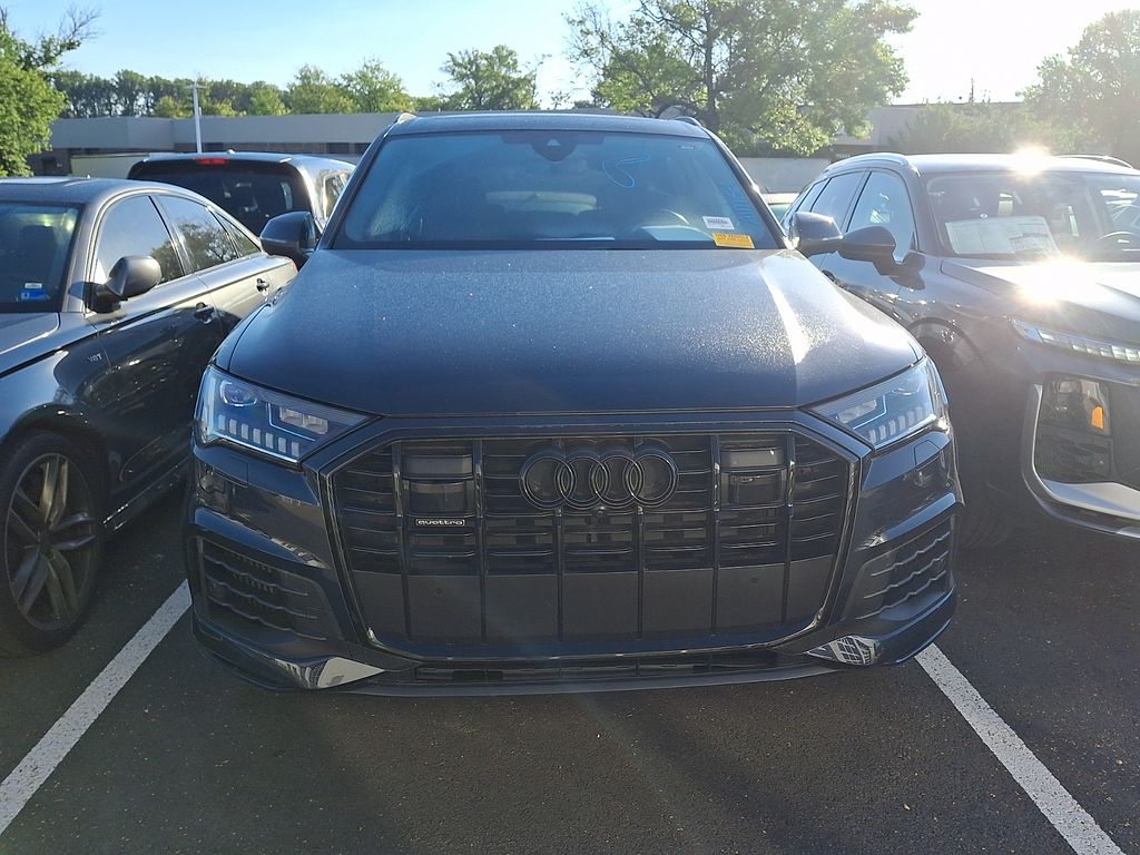 Thumbnail: 2023 Audi Q7 - 2