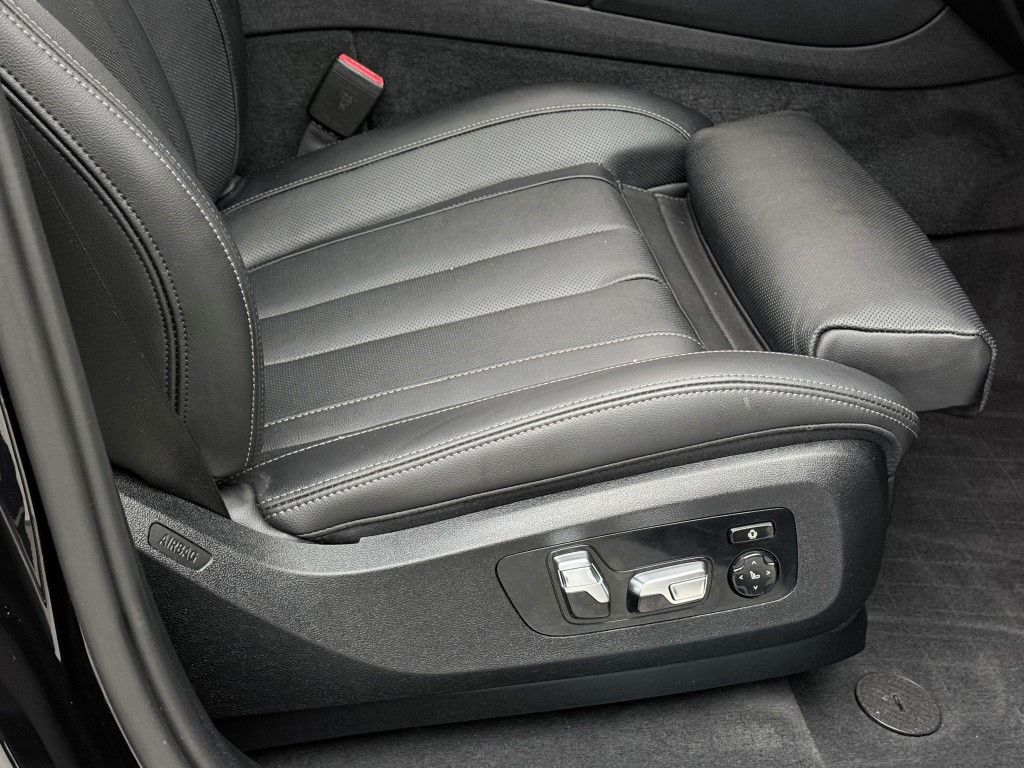 Thumbnail: 2022 BMW X6 - 19