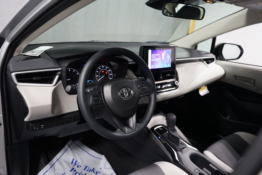 Thumbnail: 2025 Toyota Corolla - 11