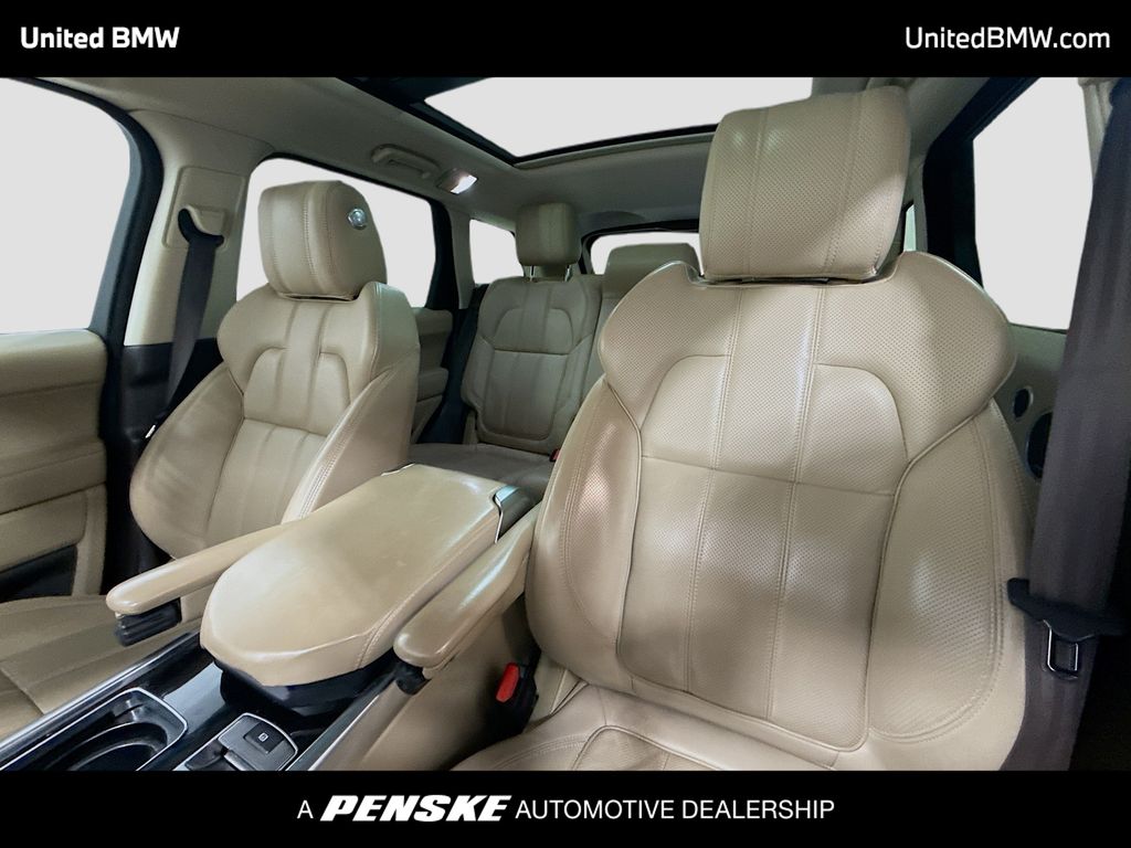 Thumbnail: 2016 Land Rover Range Rover Sport - 5