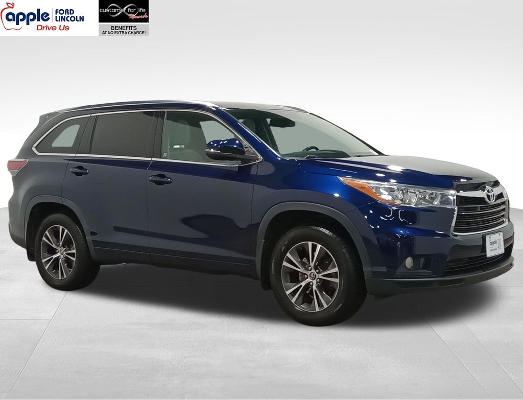 2016 Toyota Highlander XLE V6