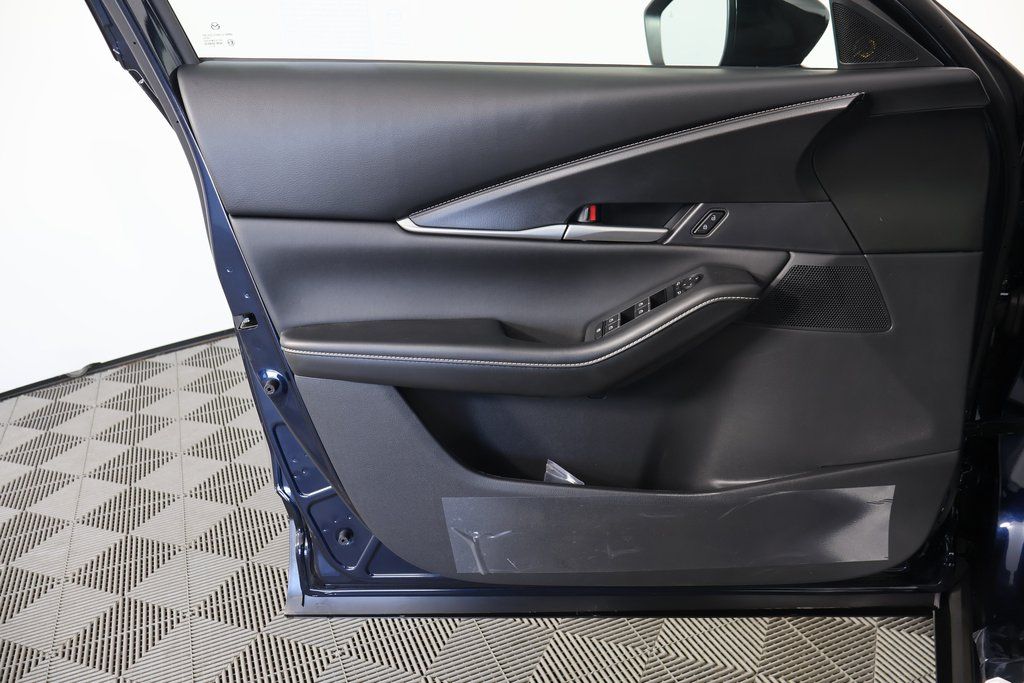 Thumbnail: 2026 Mazda CX-30 - 7