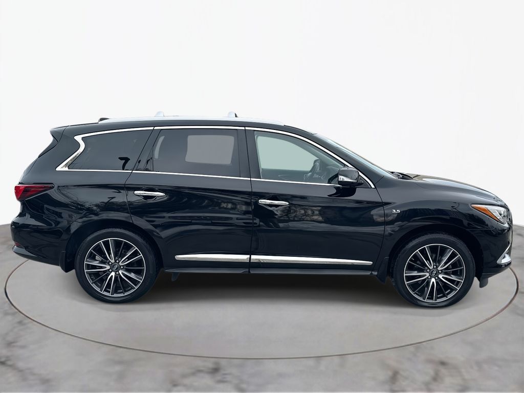 Thumbnail: 2016 INFINITI QX60 - 8