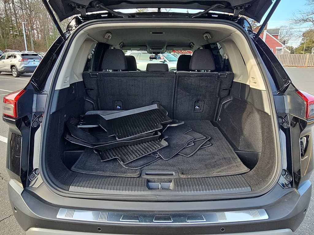 Thumbnail: 2022 Nissan Rogue - 29