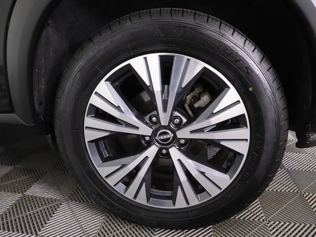 Thumbnail: 2023 Nissan Rogue - 31