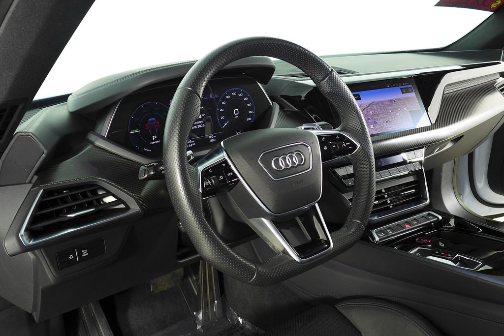 Thumbnail: 2023 Audi e-tron GT - 30