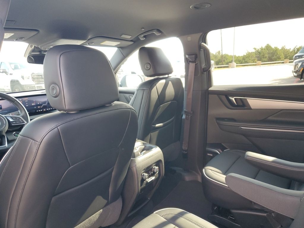 Used Car 2025 Buick Enclave  Preferred For Sale Under $40,000 In Austin, Texas