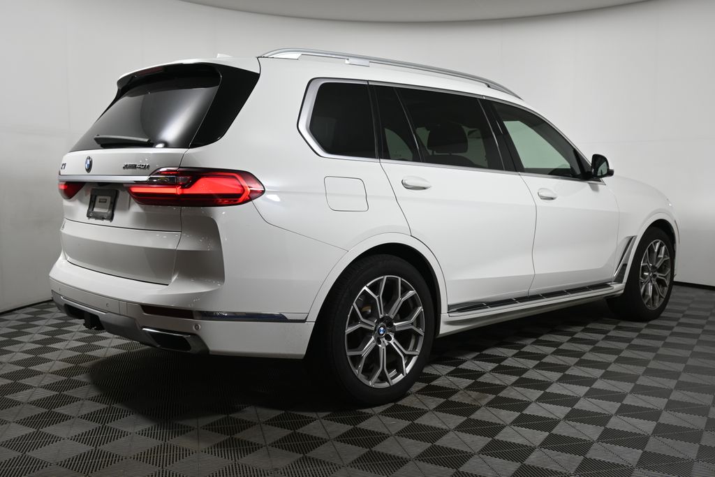 Thumbnail: 2020 BMW X7 - 7