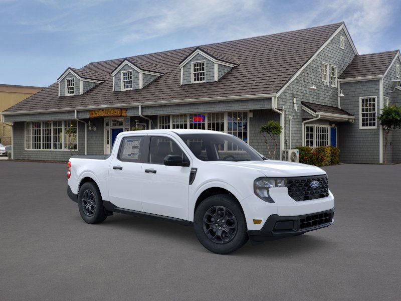 New 2025 White Ford XLT image 7